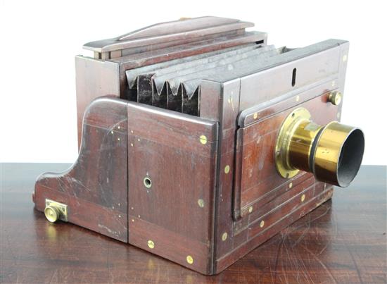 A Victorian mahogany plate camera, 9.5in.
